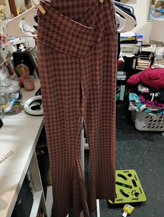 Offline By Aerie Size Medium Hi Rise Super Flare-a2 - Picture 1 of 4